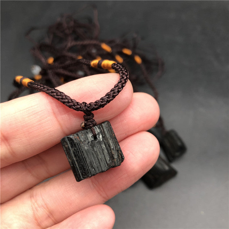 wholesale raw stone pendant gemstone necklace jewelry natural crystal rough stone pendant black tourmaline necklace